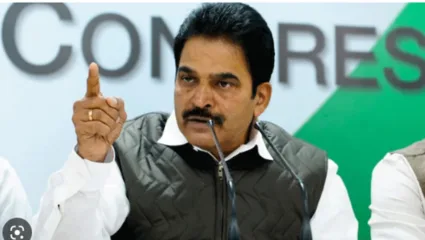 के. सी. वेणुगोपाल आणि उद्धव ठाकरे यांच्यात ‘मातोश्री’वर भेट; भेटीचं सांगितलं कारण, म्हणाले…