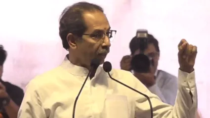 “मी समाजवाद्यांशी बोलू शकत नाही का?” उद्धव ठाकरेंचा भाजपाला सवाल