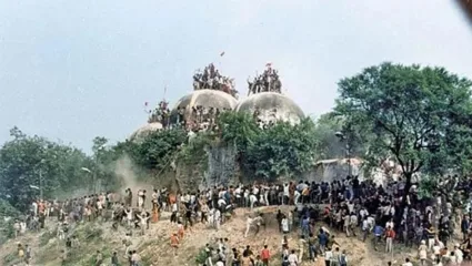 बाबरी पडली तेव्हा…