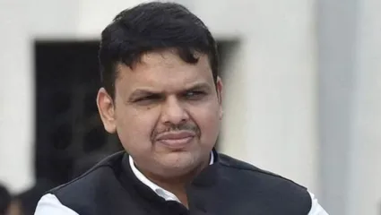 मराठा आरक्षणाला सर्वात मोठा विरोध शरद पवारांनी केला; त्यांना दोन्ही समाजाला झुलवत ठेवायचे होते; भाजपच्या बैठकीत देवेंद्र फडणवीसांचे मोठे वक्तव्य