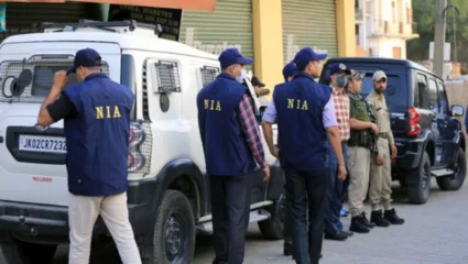 NIA च्या पथकावरील हल्ला प्रकरणात मोठा ट्विस्ट; अधिकाऱ्यांवरच विनयभंगाचा गुन्हा
