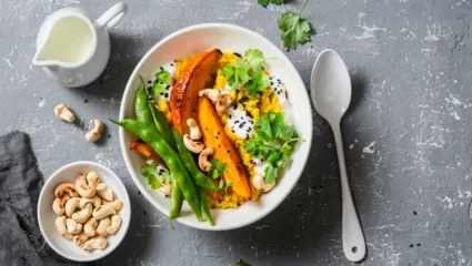 चाळीशीनंतर स्त्रीयांनी आहारात या गोष्टींचा समावेश केल्यास….फोर्टीमध्येही राहू शकाल फीट!