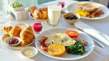 ब्रेकफास्ट करणं का असतं गरजेचं?, जाणून घ्या त्याचे फायदे