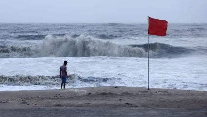 ‘ते’ही असंच एखादं राक्षसी चक्रीवादळ असेल का? समुद्रात बुडालेल्या श्रीकृष्णाच्या द्वारकेचं रहस्य काय?