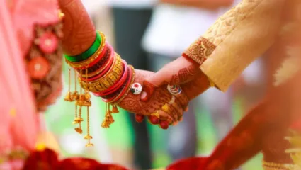 बनावट लग्न लावून पैसे उकळायचे ‘ते’; पोलिसांना माहिती मिळताच रोख रकमेसह घेतले ताब्यात