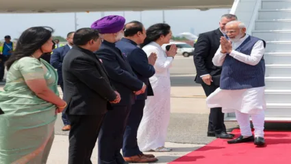 पंतप्रधान मोदींचं न्यूयॉर्कमध्ये जोरदार स्वागत, आज UN मध्ये योग दिनाचं करणार नेतृत्व