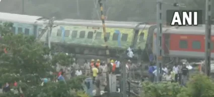 ओडिशात कोरोमंडल एक्सप्रेससह 3 रेल्वेंचा एकत्र अपघात, मृतांचा आकडा 233 हून जास्त, 900 पेक्षा जास्त प्रवासी जखमी