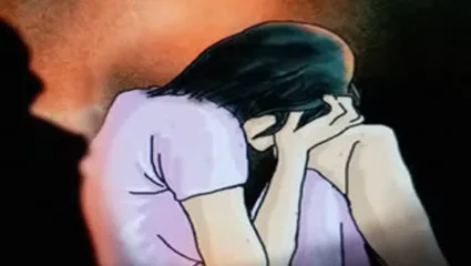 पत्नीला ड्रग्ज देऊन परपुरुषांना करायला लावला रेप, 51 व्हिडिओ केले रेकॉर्ड