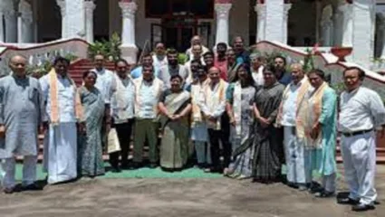 दिल्ली अध्यादेश विधेयक उद्या मांडले जाणार, शरद पवार उपस्थित राहणार? मणिपूरहून परतलेले इंडियाचे खासदार सभागृहात पोहोचणार