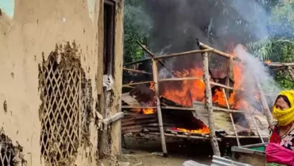 मणिपुरात हिंसाचार कायम; संतप्त जमावाने 15 घरे जाळली, एकाला गोळ्याही घातल्या