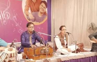 रसिकांना मंत्रमुग्ध करणार ‘चला दोस्तहो आयुष्यावर बोलू काही’; ‘नवराष्ट्र’च्या 24 व्या वर्धापनदिनानिमित्त संगीतमय मेजवानी