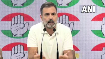 मणिपूरमध्ये भारतमातेची हत्या, पूर्ण राज्याचे दोन भाग झालेत; तर संसदेत पंतप्रधानांचे हसणे, चेष्टा, चुटुकुले सुरू, पदाला अशोभनीय वर्तन : राहुल गांधींचा नरेंद्र मोदींवर घणाघात