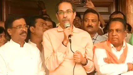 उद्धव ठाकरेंच्या शिवसेनेची ताकद वाढली; शिर्डीचे माजी खासदार वाकचौरे पुन्हा ठाकरे गटात