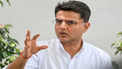 ‘आयझॉलवर बॉम्ब टाकणाऱ्या राजेश पायलट यांना इंदिरा गांधींनी दिलं होतं बक्षीस’, सचिन पायलटचं अमित मालवीयला प्रत्तुत्तर