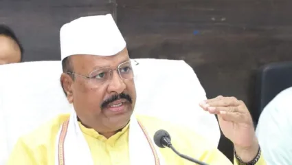 कांद्याच्या प्रश्नावरची दिल्लीमधील बैठक संपली, मंत्री अब्दुल सत्तार यांनी केले आवाहन