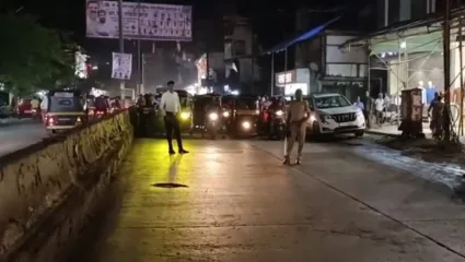केंद्रीय मंत्र्यांसाठी वाहतूक ठेवली रोखून, मंत्र्यांच्या गाड्या विरुद्ध दिशेने का चालणार, मंत्र्यांना वेगळा न्याय का?