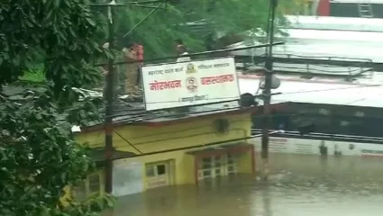 नागपुरात पुराचा हाहाकार; दुकानं, घरांमध्ये शिरलं पाणी, मोठ्या प्रमाणावर नुकसान!