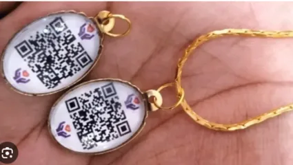आता हरवलेले लोक घरी येतील सुरक्षितपणे परत; क्यूआर कोड पेंडेंट आलंय !