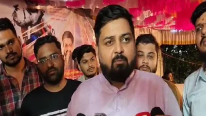 शिंदे गटाचे पदाधिकारी आत्ता माेजणार मनसेने बुजविलेले खड्डे, लवकरच शहर होणार खड्डेमुक्त