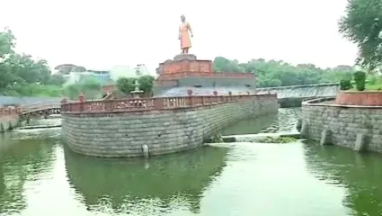 नागपूरमध्ये आलेल्या ढगफुटी पावसाचे मोठे परिणाम; अंबाझरी तलावाच्या संरक्षण भिंतीची दुरवस्था, खडकवासला धरणाच्या दुर्घटनेची पुनरावृत्ती
