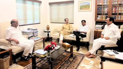 सिल्व्हर ओकवर पवार-ठाकरे यांच्यात दीड-दोन तास महत्त्वाची चर्चा; राष्ट्रवादीचे जयंत पाटील आणि संजय राऊतदेखील उपस्थित, जाणून घ्या नेमके काय ठरले