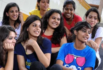 विद्यार्थिनींना मासीक पाळीची रजा, मध्यप्रदेशमधील ‘या’ विद्यापिठाचा महत्त्वाचा निर्णय