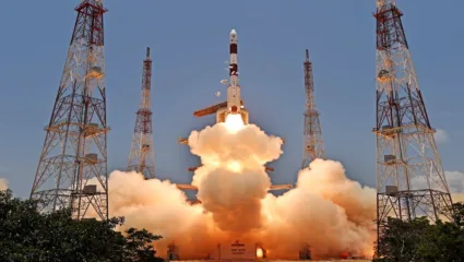इस्रोने दिले आदित्य L1 अंतराळयानाचे अपडेट, सूर्य-पृथ्वी L1 च्या मार्गावर सुरक्षित