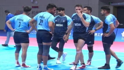 आशियाई खेळाच्या फायनलच्या कब्बडी सामन्यांमध्ये खेळाडूंचा राडा, भारताचे कोच भडकले