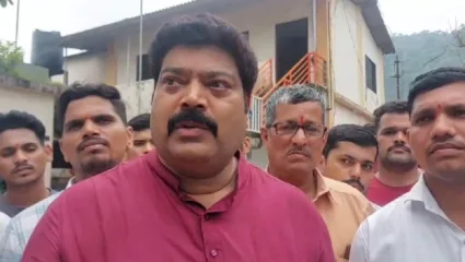 पिंपरी गाव नागरी समस्यांच्या विळख्यात , समस्या सोडविण्याचे मनसे आमदार राजू पाटील यांचे आश्वासन