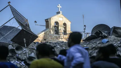 इस्रायलचे गाझा पट्टीवर हवाई हल्ले सुरुचं! आता गाझाच्या चर्चवर रॉकेट हल्ला, 16 पॅलेस्टिनी निर्वासितांचा मृत्यू