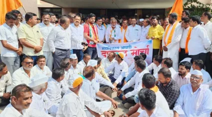महाविकास आघाडीचा ‘दुष्काळी मोर्चा’! चांदवड, देवळा तालुका दुष्काळी जाहीर करण्याची मागणी 