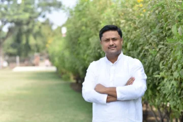 पुणे जिल्हा बँकेच्या संचालकपदी रणजित तावरे