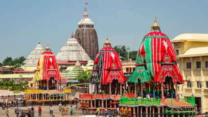 पुरी येथील श्री जगन्नाथ मंदिरात चेंगराचेंगरी, 30 भाविक जखमी!