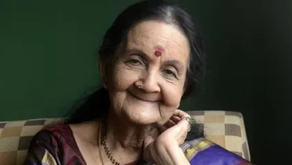 सुुशांत सिंगच्या ऑनस्क्रिन आजीचं निधन, दाक्षिणात्य अभिनेत्री आर सुब्बलक्ष्मी यांनी ८७ व्या वर्षी घेतला जगाचा निरोप