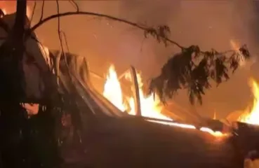 वर्षाच्या शेवटच्या दिवशी छत्रपती संभाजीनगरमध्ये दुर्दैवी घटना, हँडग्लव्ह बनवणाऱ्या कंपनीला भीषण आग; 6 कामगारांचा होरपळून मृत्यू