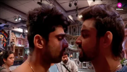 या आठवड्यात बिग बॉस घरातील या तीन स्पर्धकांच्या डोक्यावर एलिमिनेशनची टांगती तलवार