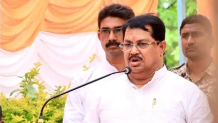 पंढरपूरात नथूराम गोडसेंचा जयजयकार; विजय वडेट्टीवारांनी व्हिडिओ शेअर करत दिला इशारा