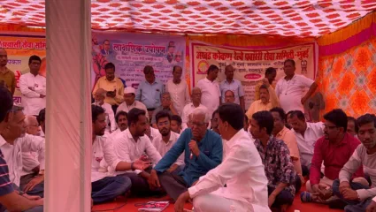 कोकण रेल्वे प्रवासी संघर्ष संघटनेचे उपोषण स्थगित, प्रश्न न सुटल्यास २३ फेबुवारीपासुन बेमुदत उपोषण