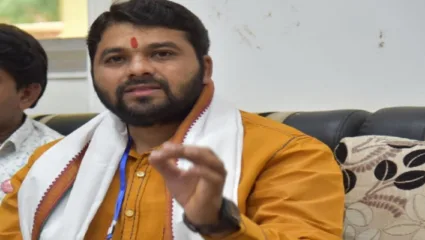 कोर्टाने पोलिसांना पुन्हा फटकारले; ‘स्वाभिमानी’चे नेते रविकांत तुपकरांना जामीन मंजूर