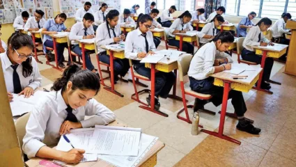 महाराष्ट्रात सुरु होणार बारावीची परीक्षा, मार्गदर्शकाच्या सूचना कोणत्या? वाचा सविस्तर