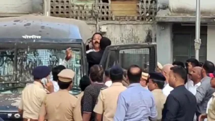 गणपत गायकवाड पोलिसांच्या जेवणावर विश्वास नाही का?