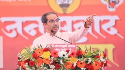इंडिया आघाडीच्या हालचालींना वेग; थेट दिल्लीतून उद्धव ठाकरेंना निरोप, तातडीने होणार रवाना
