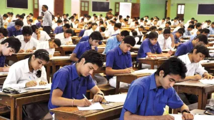महाराष्ट्रात उद्यापासून बारावीची परीक्षा सुरू, विद्यार्थ्यांना मिळणार १० मिनिटे अतिरिक्त