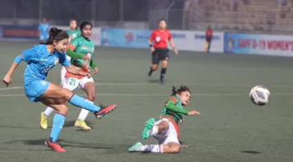 भारताच्या विजयानंतर बांगलादेशी चाहत्यांची भारतीय महिला संघावर दगडफेक, बदलावा लागला सामन्याचा निकाल!