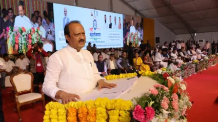 बारामती तालुका राज्यात नंबर एक करणार, पण… ; शरद पवारांच्या समोर अजित पवारांचे मुख्यमंत्री – उपमुख्यमंत्र्यांना साकडे