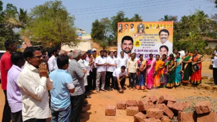 वेताळ बांबर्डेमध्ये २७ लाखांच्या कामांचे आमदार वैभव नाईक यांच्या हस्ते भूमिपूजन