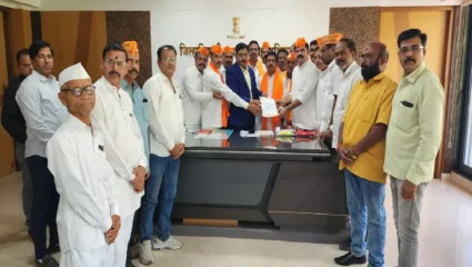 जरांगे पाटलांची एसआयटी चौकशी तातडीने रद्द करा, रायगडच्‍या मराठा समाजाचे जिल्‍हाधिकारी यांना निवेदन