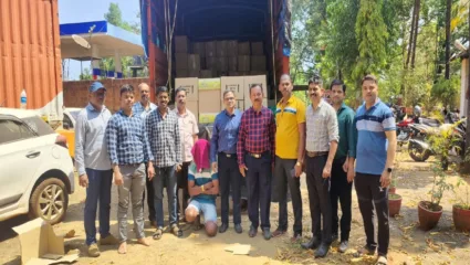 मुंबई गोवा महामार्गावर पोलिसांनी सापळा रचून, ५३ लाख ४३ हजार रुपयांची दारू केली जप्त