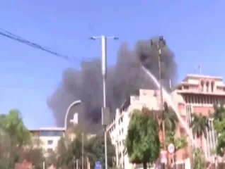 भोपाळमधील मंत्रालयाच्या इमारतीला भीषण आग, अनेक जण आत अडकले; कागदपत्रेही जळून खाक!