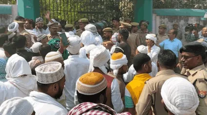 मुख्तार अन्सारीवर पार पडले अंत्यसंस्कार, स्मशानभूमीत फक्त कुटुंबीयांनाच प्रवेश, हजारो लोक बाहेर उपस्थित!